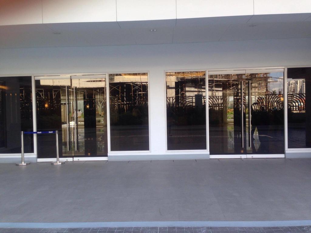 Staycation Dream Condotel Manila Exterior photo