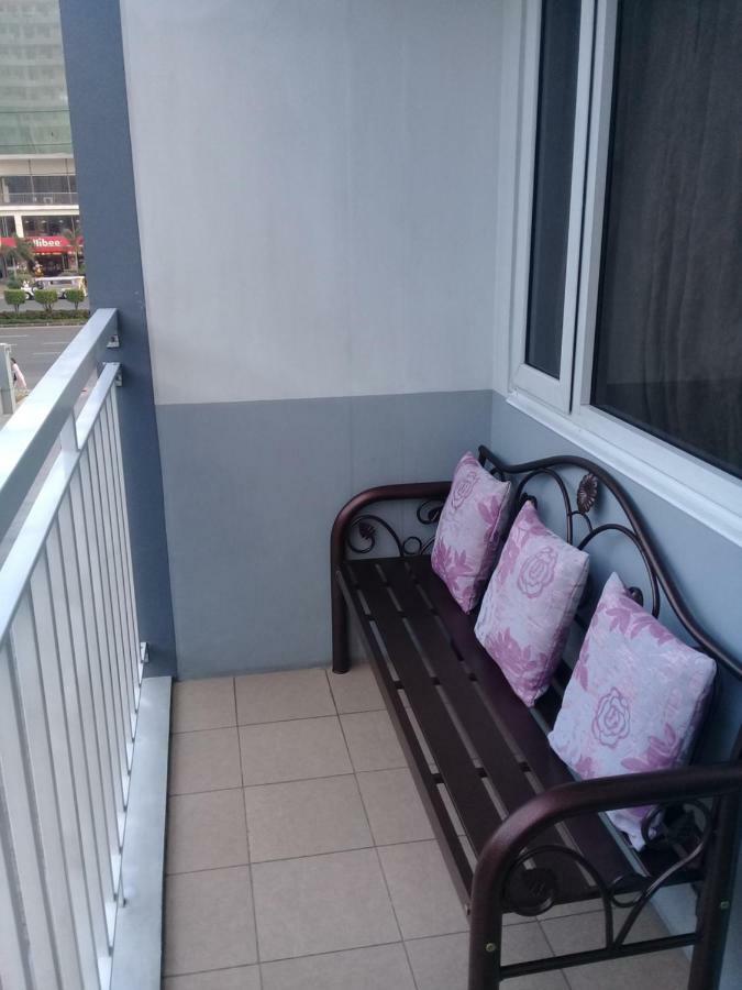 Staycation Dream Condotel Manila Exterior photo